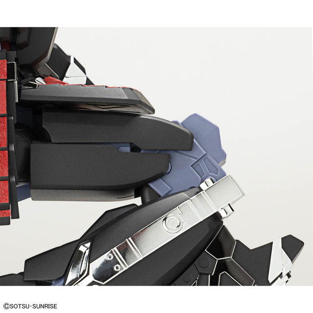 日光東照宮”へ奉納された「MG 武者ガンダムMk-II 徳川家康 南蛮胴具足