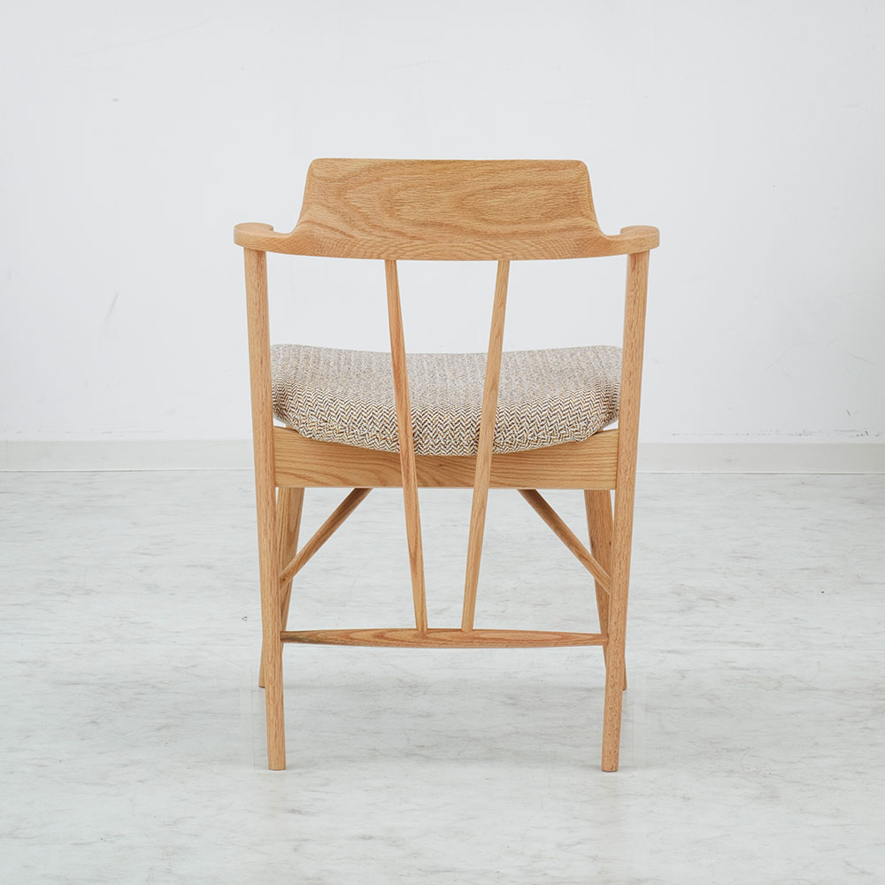 ダイニングチェア「エラ2 SLC-201 NA」レッドオーク材 座面PVCブラック