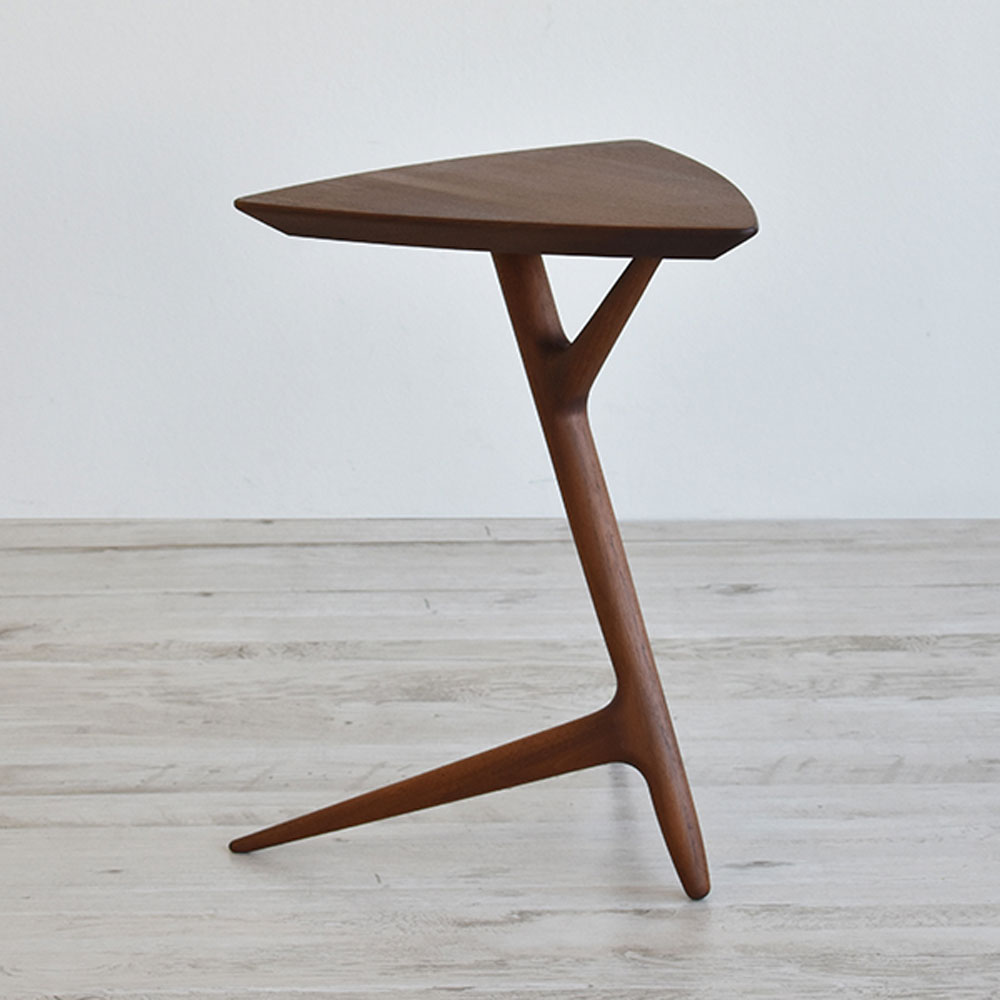 匠工芸 サイドテーブル 「クレール」 ウォールナット材【受注生産品