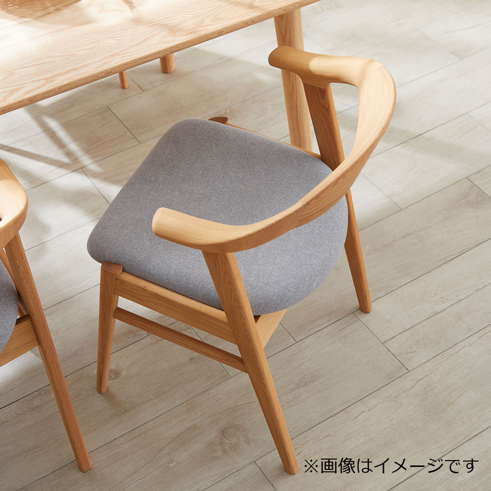 ダイニングチェア（半肘付き）「フィルプラス Cタイプ」樹種・塗装色5