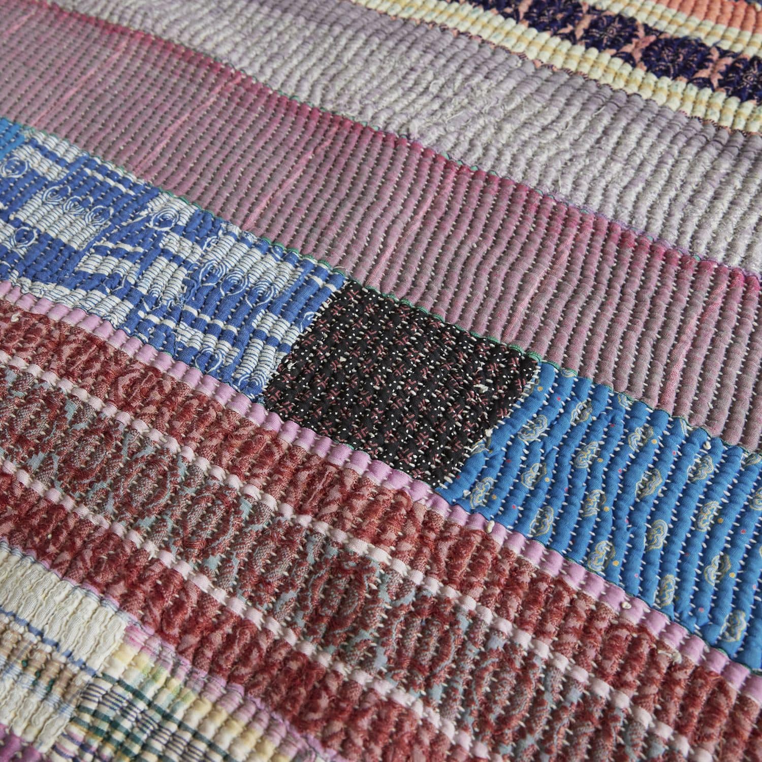 一点物】ヴィンテージ カンタ ラリーキルト 185×141｜ラグ一覧｜IDEE