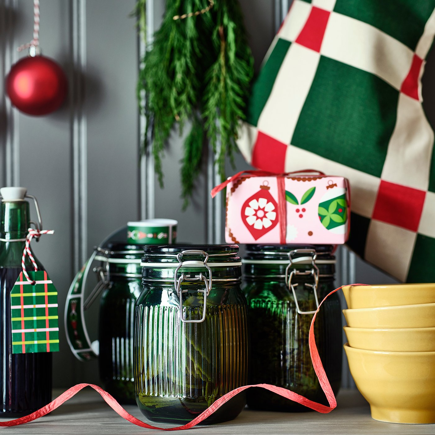 VINTERFINT ヴィンテルフィント ふた付き容器, ガラス グリーン, 1 l