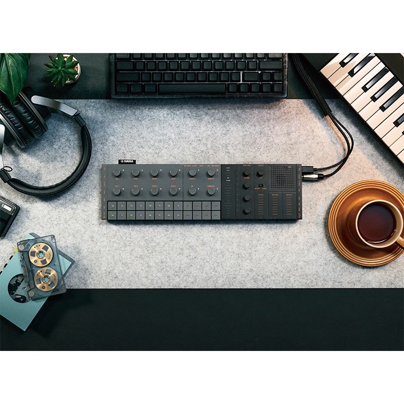 YAMAHA SEQTRAK BLACK (イケベ限定・リュック型ソフトケースセット