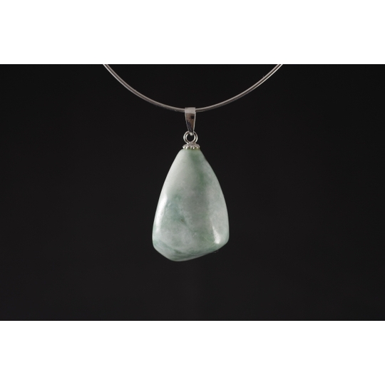 糸魚川翡翠ペンダントトップ販売 名取貴石 天然石・国産原石の専門店