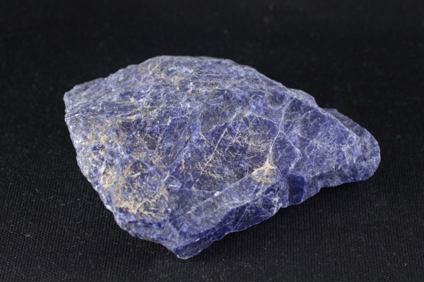 ソーダライト 原石 1．5kg 天然石販売 名取貴石 天然石・国産原石