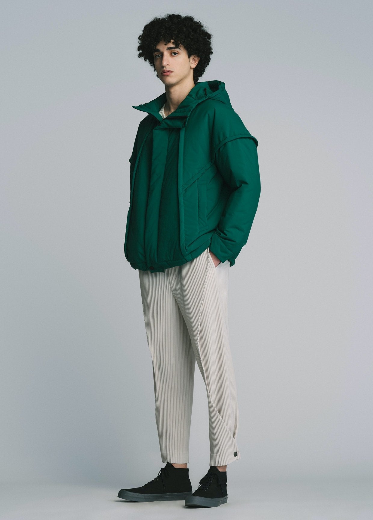 HOMME PLISSÉ ISSEY MIYAKE コレクション AUTUMN WINTER 2022/23