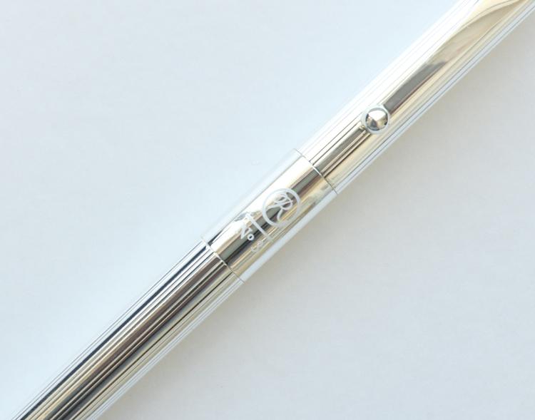 新製品] ROMEO No.3ボールペンに金属軸、登場。｜お知らせ一覧｜伊東屋