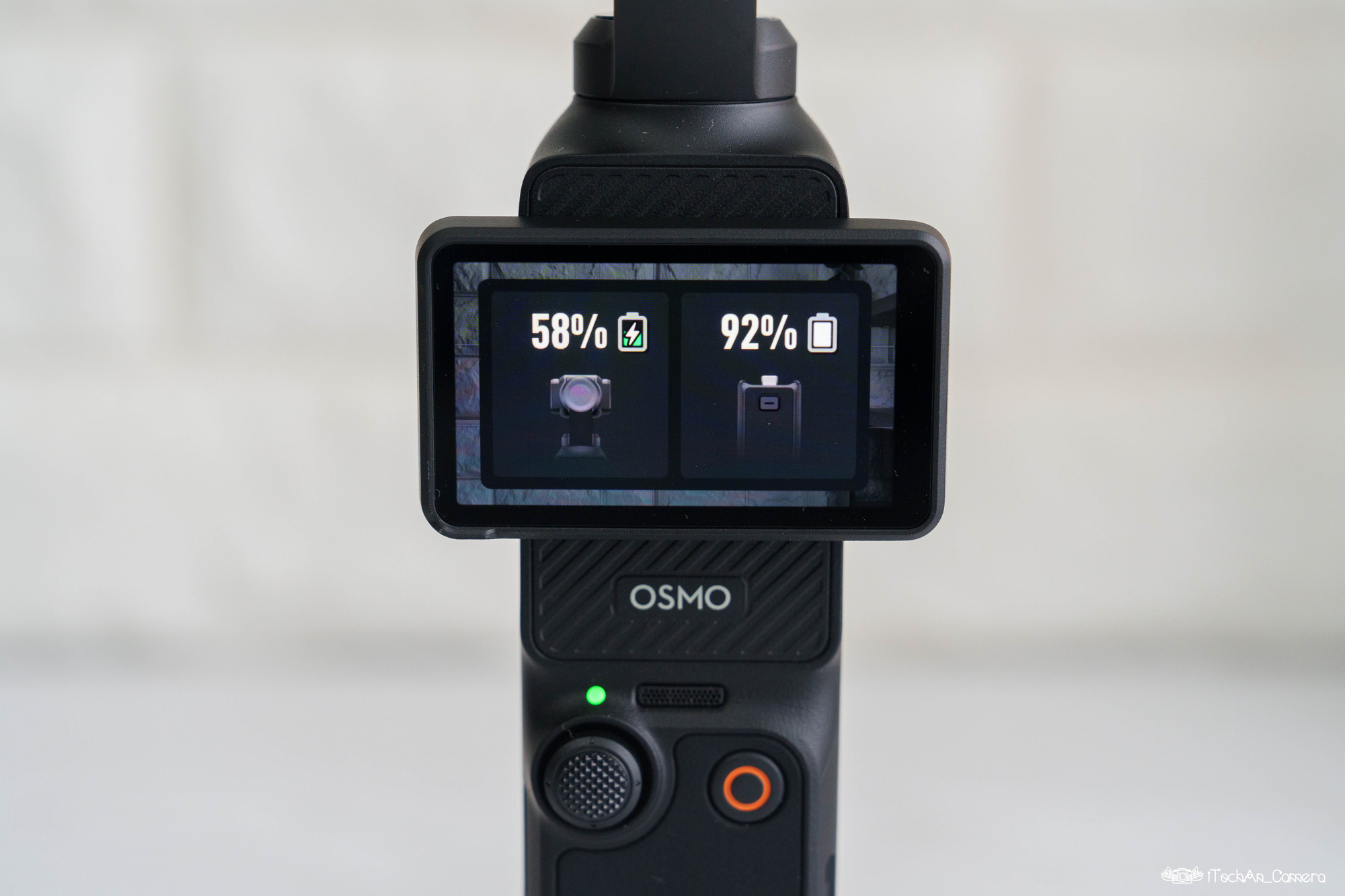 DJI Osmo Pocket 3 クリエイターコンボ レビュー】ポケットに収まる
