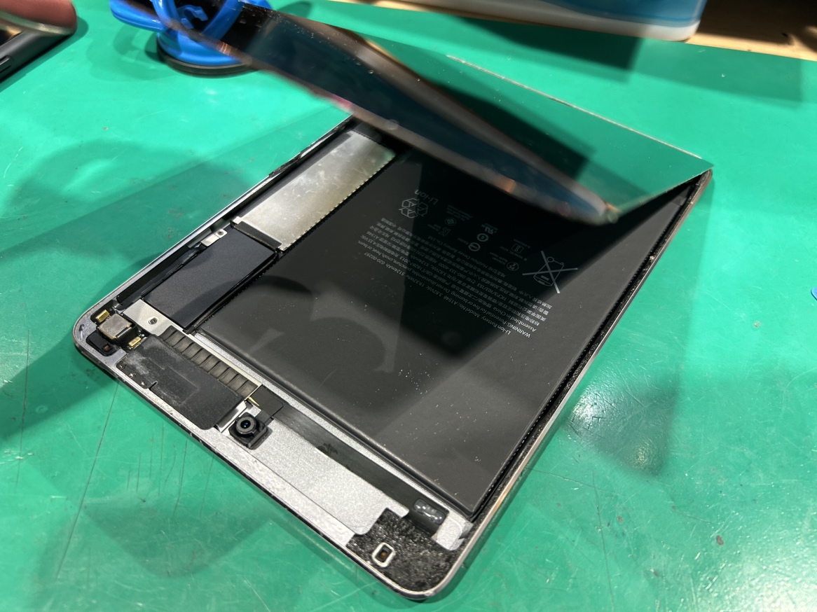 iPad mini4のバッテリー交換ご案内！ | iPhone修理アイサポ 修理事例