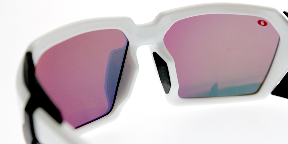 サングラスブランド IZONE NEW YORK | アイゾーンニューヨーク / IZONE