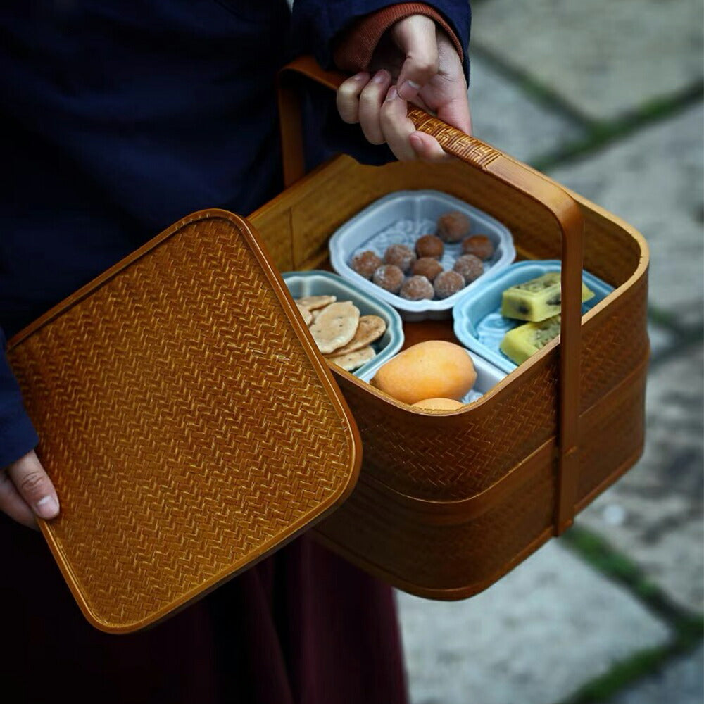 自然素材にこだわったかご 竹 かご ハンドル付き 二段 重箱 四角 漆