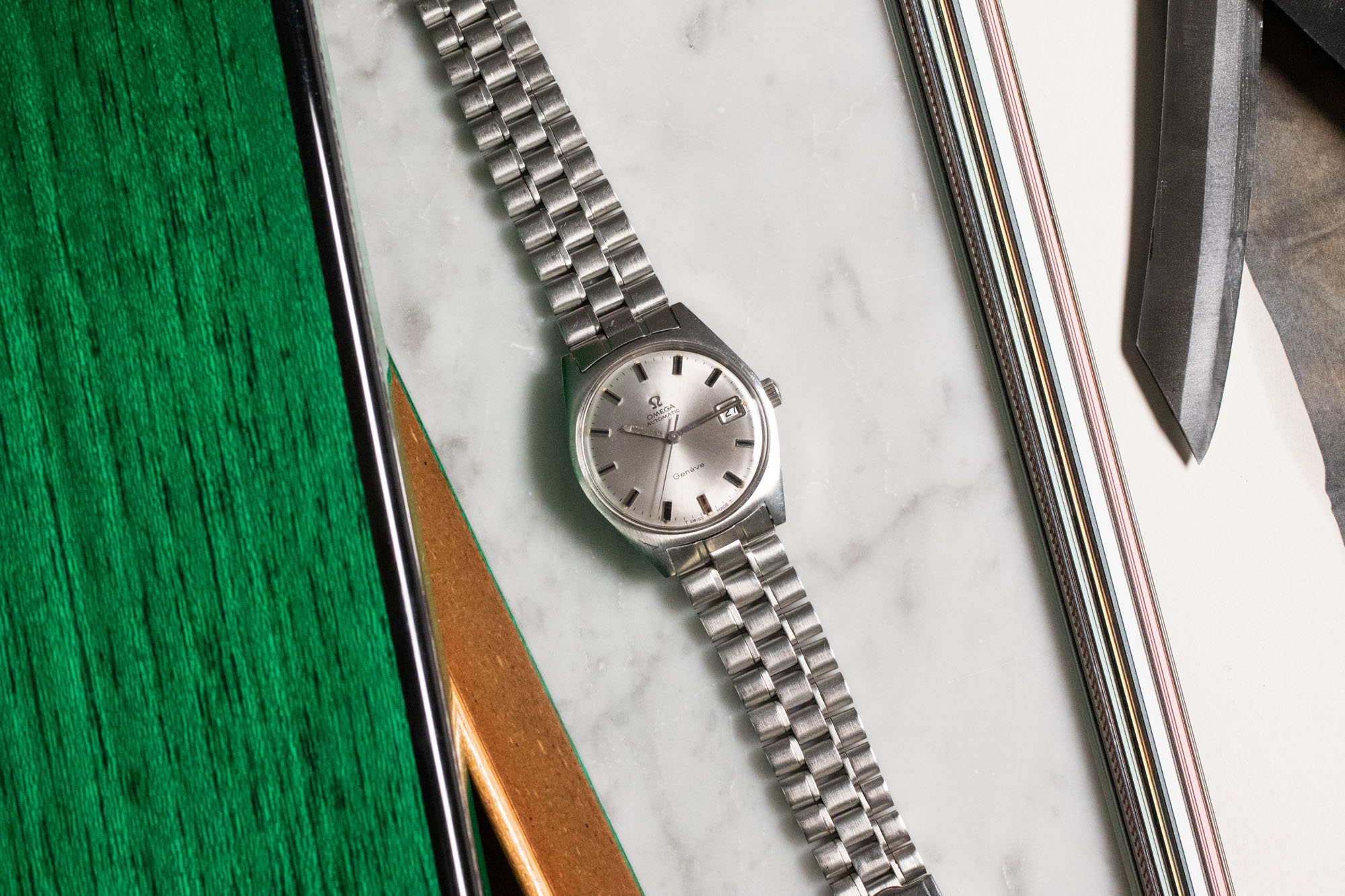 OMEGA GENÈVE - Circa 1968 - 1 year warranty