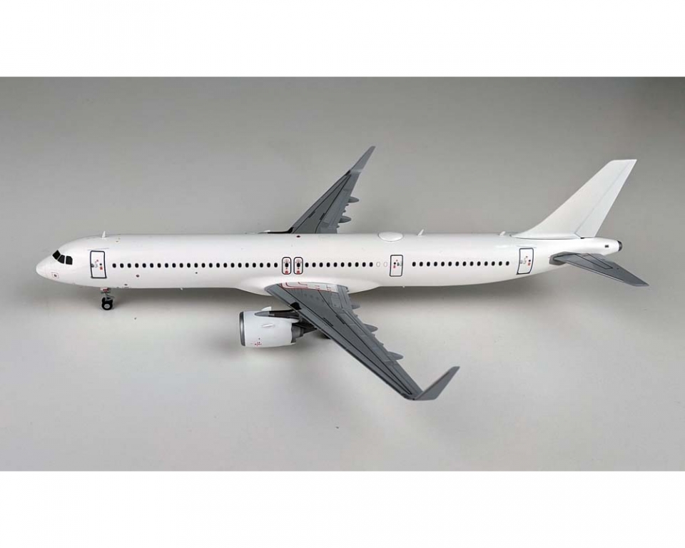 www.JetCollector.com: Blank Airbus A321neo w/Stand 1:200 Scale JC