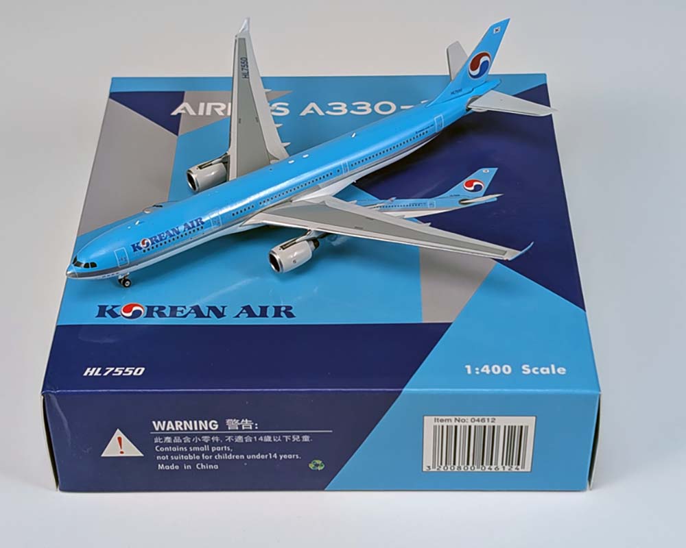 www.JetCollector.com: Korean Air A330-300 HL7550 1:400 Scale