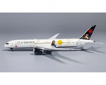 www.JetCollector.com: Juneyao Airlines B787-9 Ribbon Livery B-207N