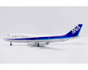 www.JetCollector.com: ANA ALL NIPPON PIKACHU B747-400 JA8967 FLAPS