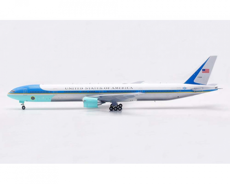 www.JetCollector.com: USAF B777-300 w/stand 1:200 Scale B Models B