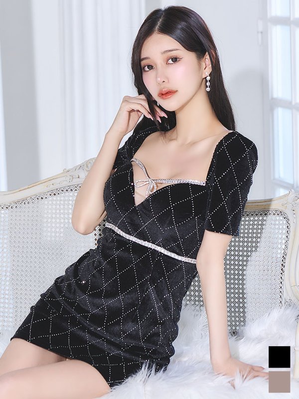 ベルベットピンクドレス/リボン/ビジュー/谷間見せ/背中隠し/ミニ