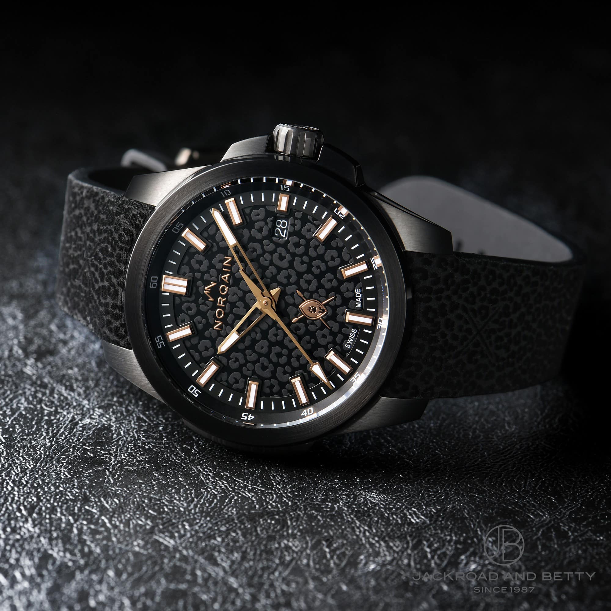 インディペンデンス ハクナミパカ[NB3008B03A/LEO303/320BRLP.18B