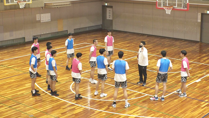 恩塚 亨 Offence Game Model【DVD3枚組・分売不可】 恩塚 亨 Offence