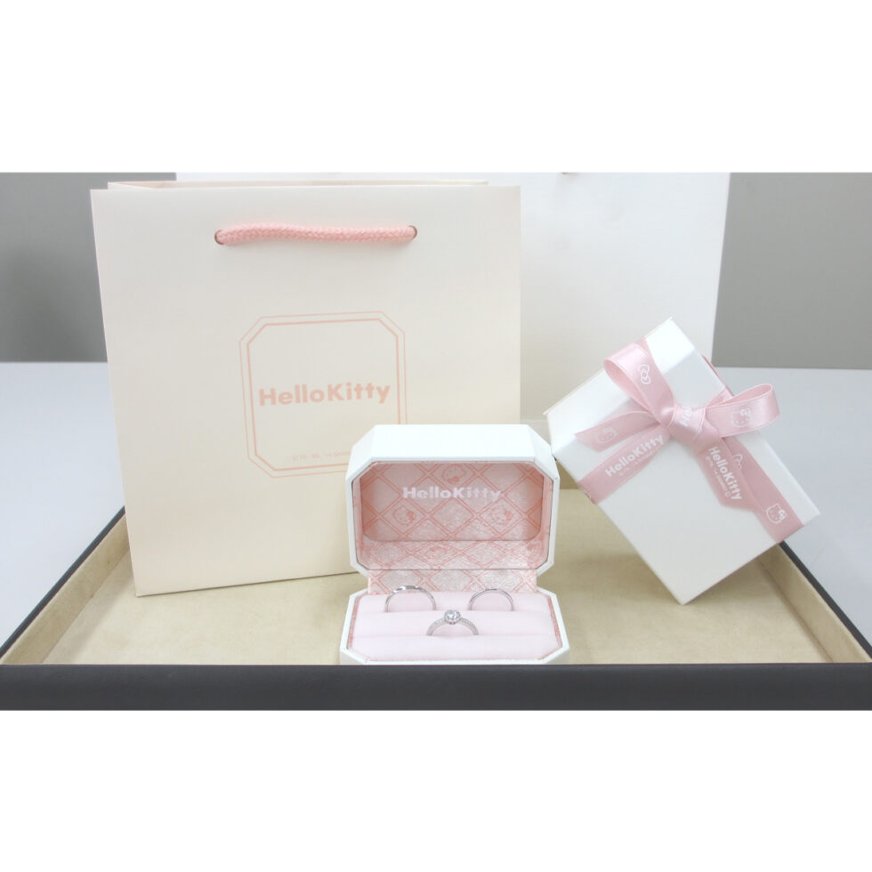 ハローキティ – ロンドン・アイ 婚約指輪 | ハローキティ(Hello Kitty