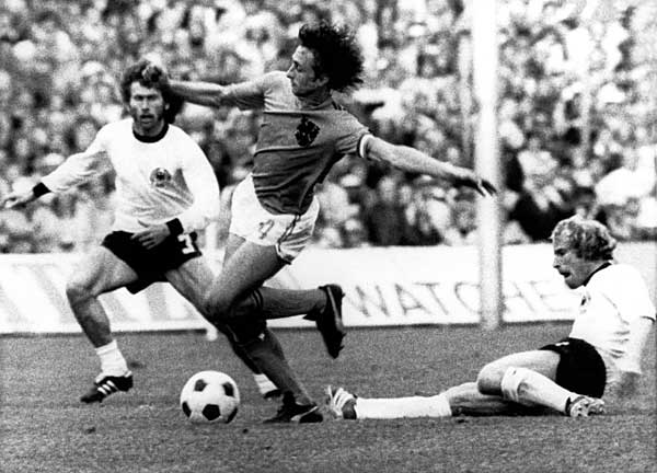 1974年W杯の決勝西ド…：「空飛ぶオランダ人」 ヨハン・クライフ