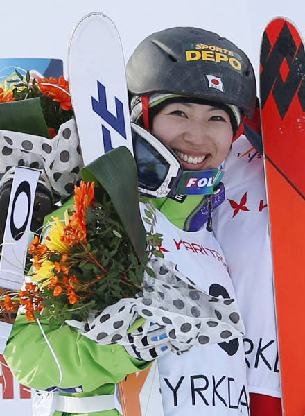 フリースタイルスキーの世界選手権女子モー…：女子モーグル 伊藤みき