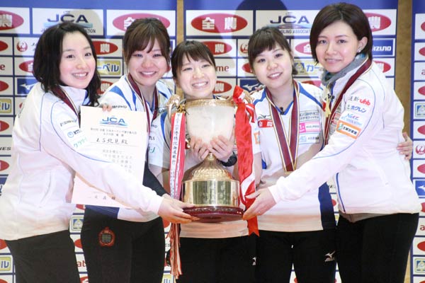 カーリング日本選手権で初優勝を果たしたLS…：カーリング 藤沢五月
