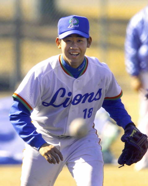 キャンプインした西武の松坂大輔投手（埼玉…：プロ野球 キャンプ今昔