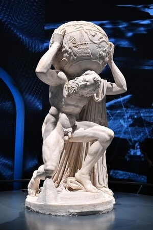 万博イタリア館の至宝、継続展示へ 大阪市立美術館、来年1月まで