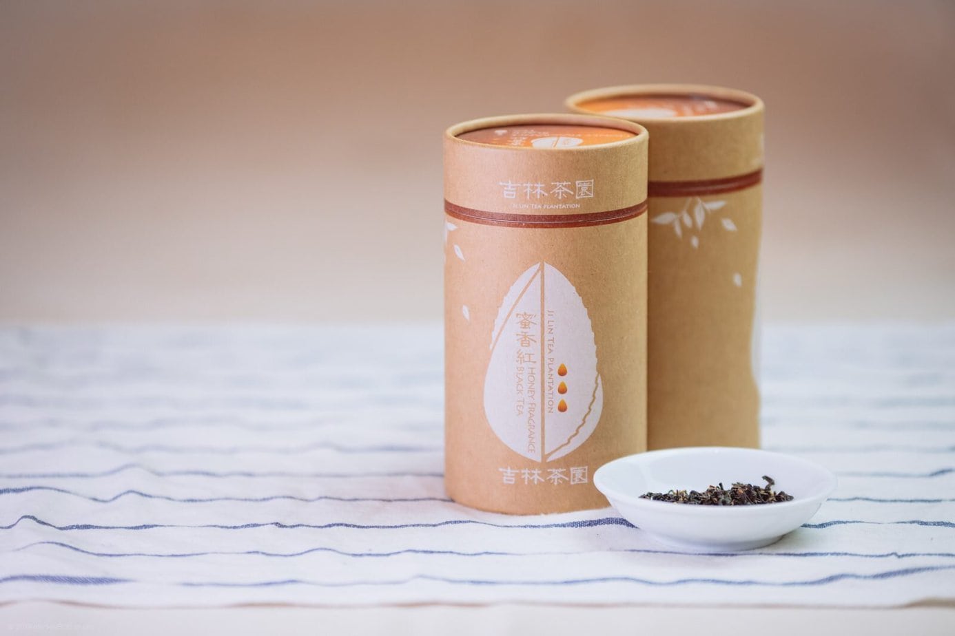 蜜香紅茶罐(原葉) x 100克花蓮蜜香紅茶Ba han han non好茶咖啡工作室x