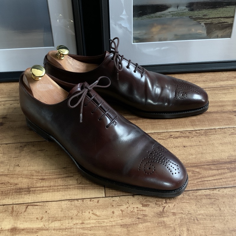 Crockett&Jones（クロケット＆ジョーンズ）のコードバンウィングチップ