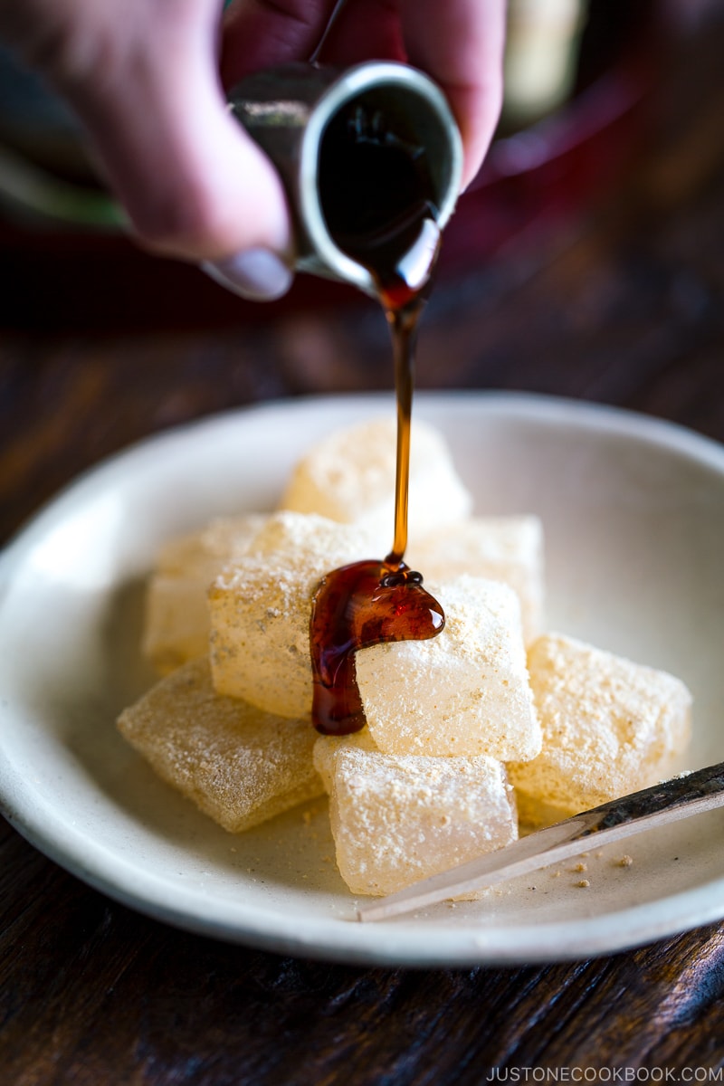 Warabi Mochi わらび餅 • Just One Cookbook