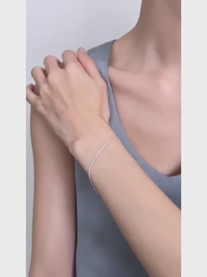 ONLY STOCK】スネークブレスレット GD