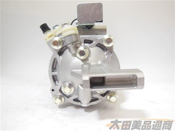 スズキ ソリオ スイフト用 コンプレッサー/AKS200A205A/95200-68LA0