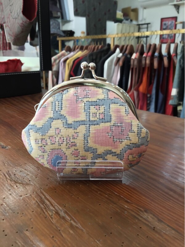 大島紬がま口財布 和柄小銭入れ - 大島紬と和雑貨販売 薩摩美布屋