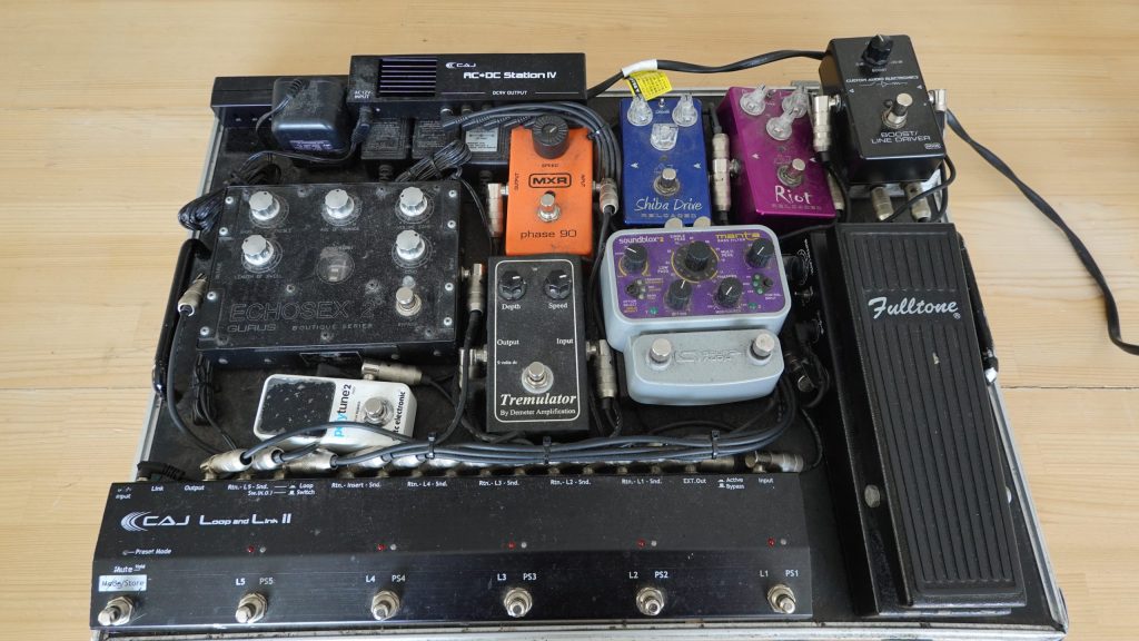 古川卓氏のペダルボードをリメイクしました｡ -