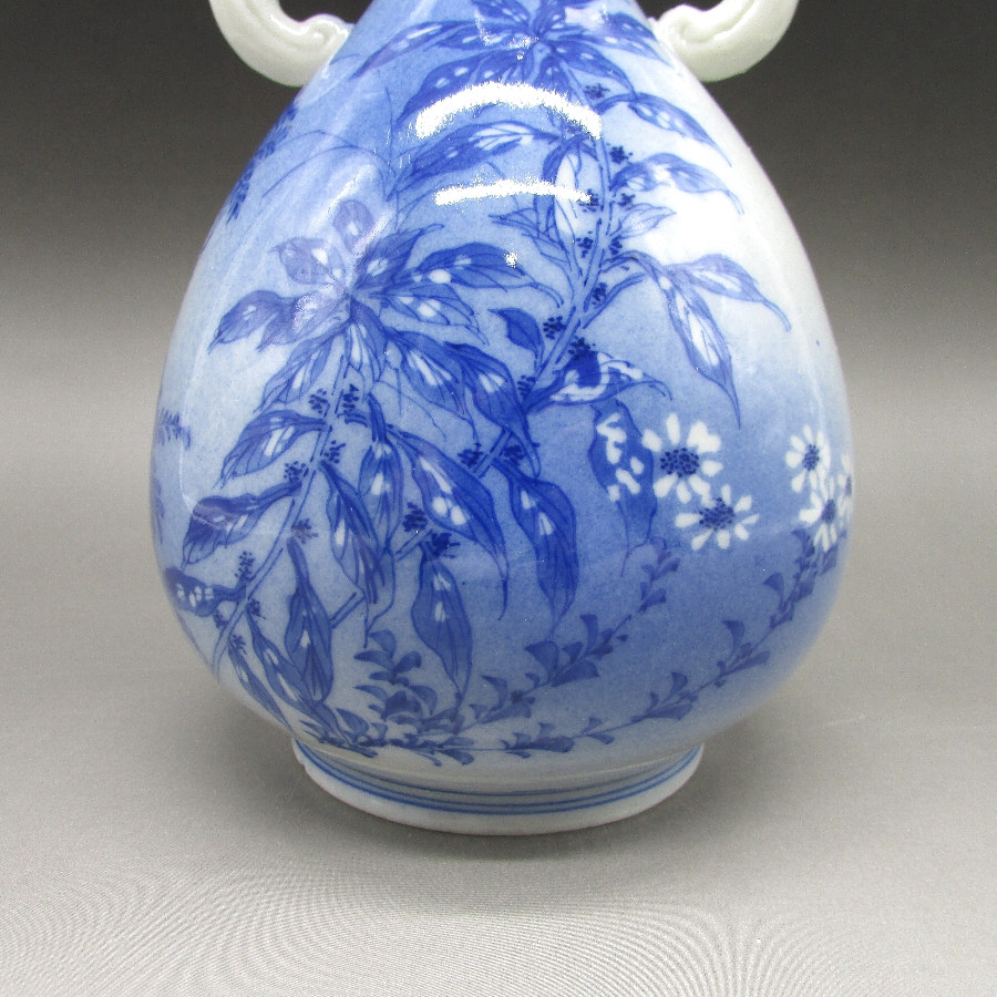 瀬戸焼 加藤勘四郎 染付風景文花瓶 - 敬誠アート [ 公式 ]