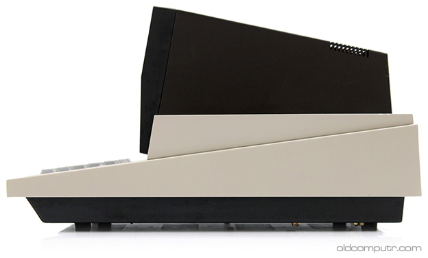 Sharp MZ-80K (1978) | Oldcomputr.com