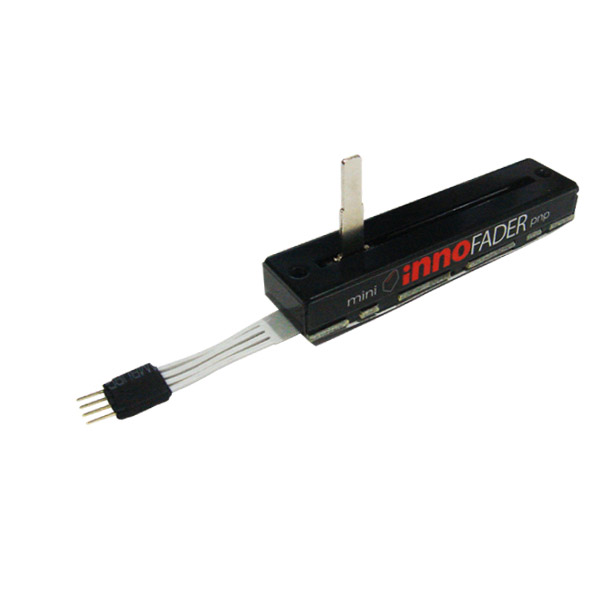 幅広い機種に対応し、抜群の耐久性を誇る非純正交換フェーダー