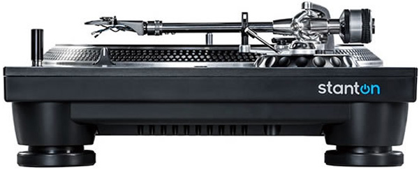 Stantonのターンテーブル、STR8.150 M2のご紹介です。