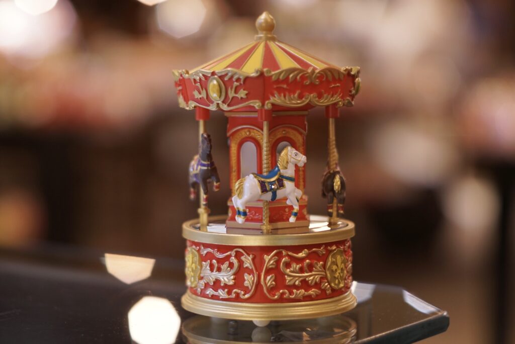 美品】72弁 ハウル 人生のメリーゴーランド 高級オルゴール ORPHEUS 美