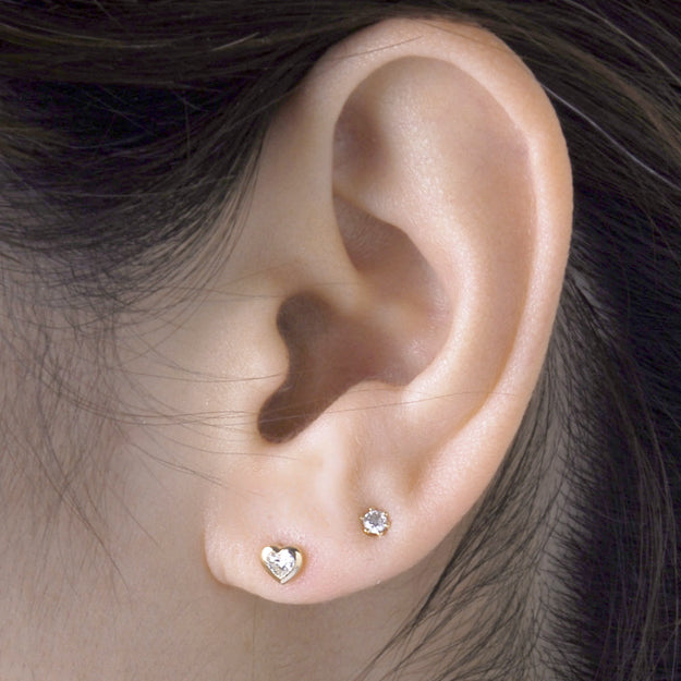 K18/Pt「0.1ctミルククラウン」ピアス｜【オレフィーチェ】Orefice