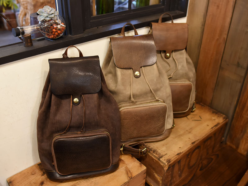 2本手ブリーフケースと創業者近藤のリュック | Organ＜オルガン＞