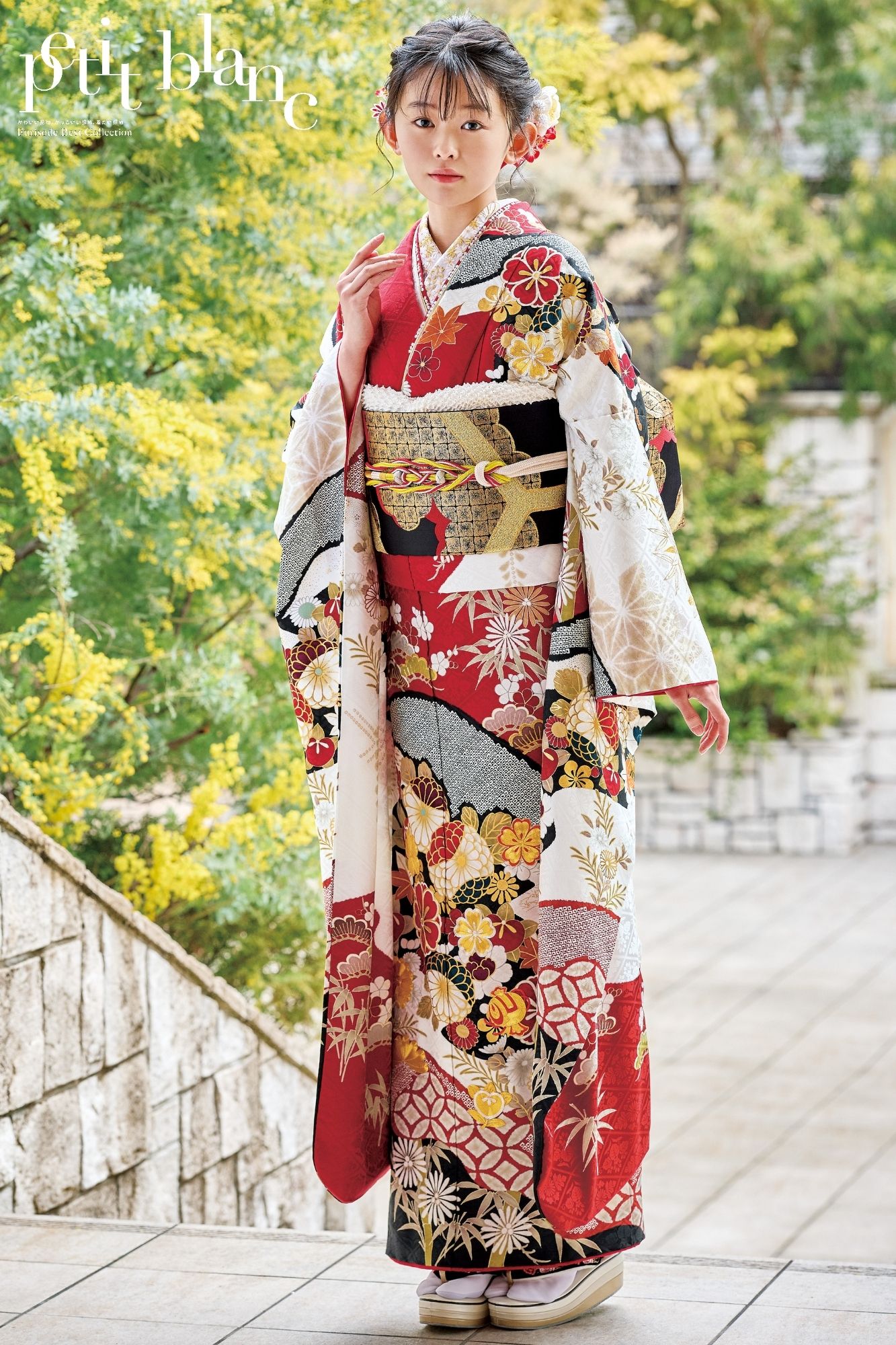 華やかな赤×白の振袖｜金駒刺繍が豪華な華やかな成人式の古典スタイル