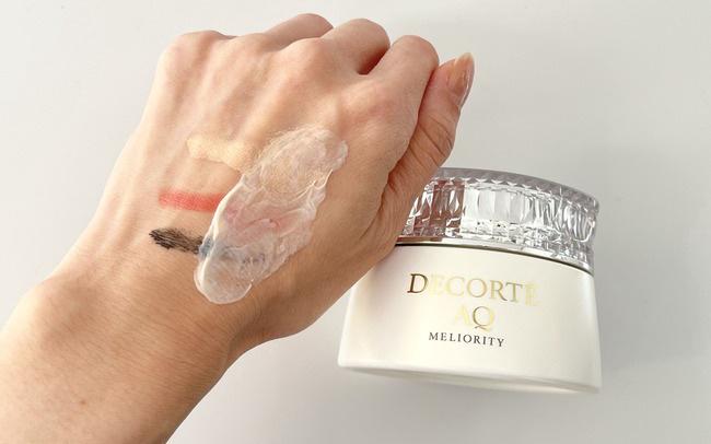 AQミリオリティリペアクレンジングクリームn」の口コミや効果は？実際