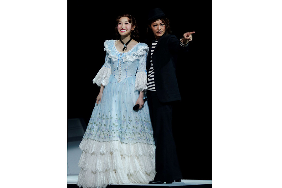 明日海りお『エリザベート』、黄泉の帝王として愛あるメッセージも