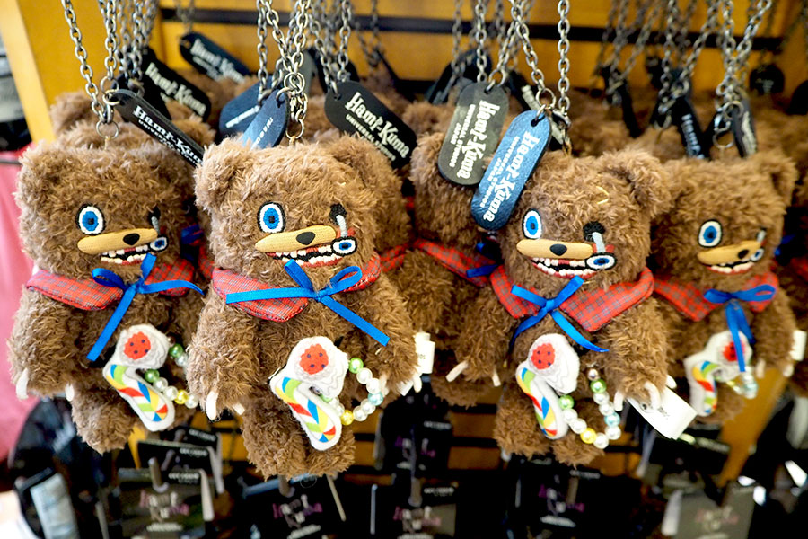 USJゾンビ「ハミクマ」がグッズ化、グロかわいい中身も再現 | Lmaga.jp