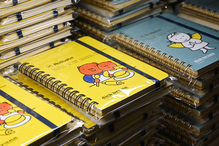 京都「ブルーナ展」限定グッズ、東京開催時にはない幻のノートも