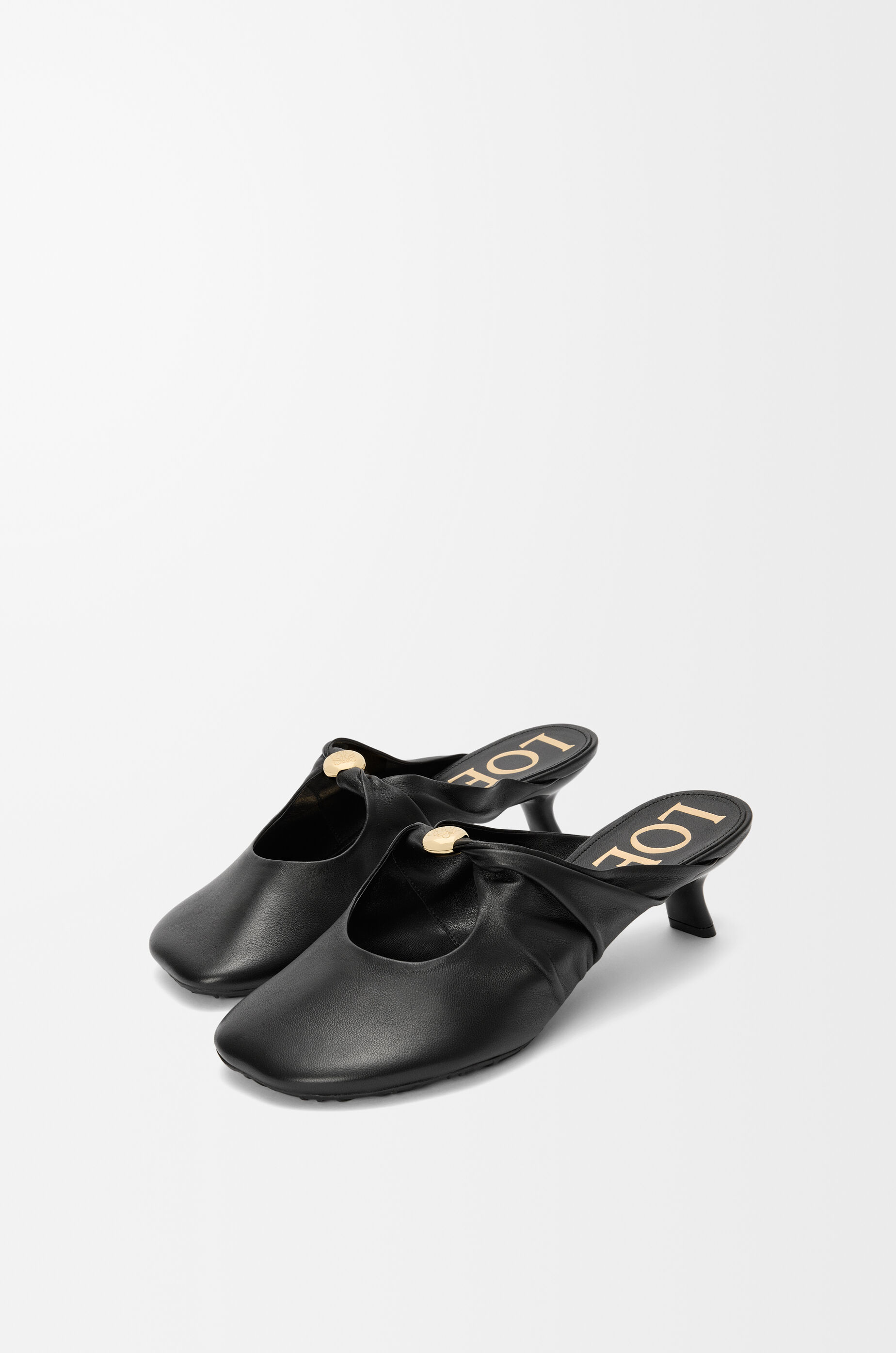 ペブル ソフト ミュール（ナパラム） ブラック - LOEWE Japan official